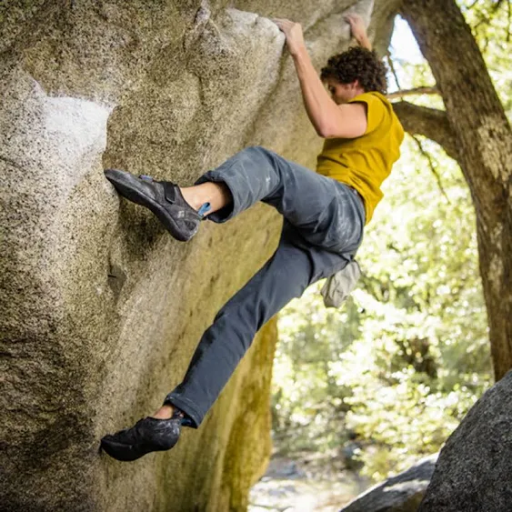 Black Diamond - Men's Momentum Climbing Shoes Black/Anthracite / 8.5