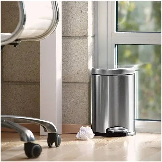 simplehuman 4.5 Liter / 1.2 Gallon Compact Stainless Steel Round Bathroom Step Trash Can, Brushed Stainless Steel with 90 Pack Liners Code A