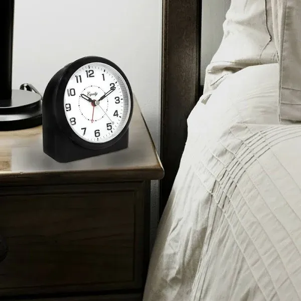 La Crosse Technology Quartz Alarm Clock 14080