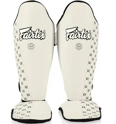 Fairtex SP5 Competition Muay Thai Shin Guard