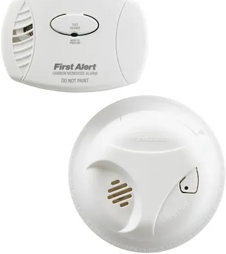 First Alert Dual Sensor Smoke Alarm