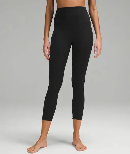 Lululemon Align Crop black