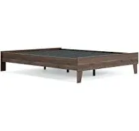 Ashley Calverson Queen Platform Bed