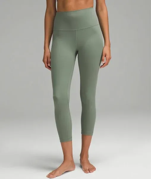 Lululemon cropped black align leggings