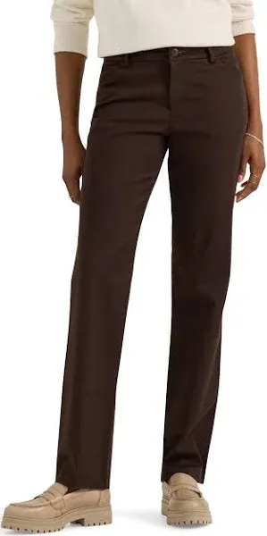 Lee Women's Wrinkle Free Relaxed Fit Straight Leg Pant