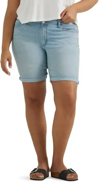 Lee Women's Plus Size Legend Rolled Bermuda Short - 112351469-20W | Blain's Farm & Fleet