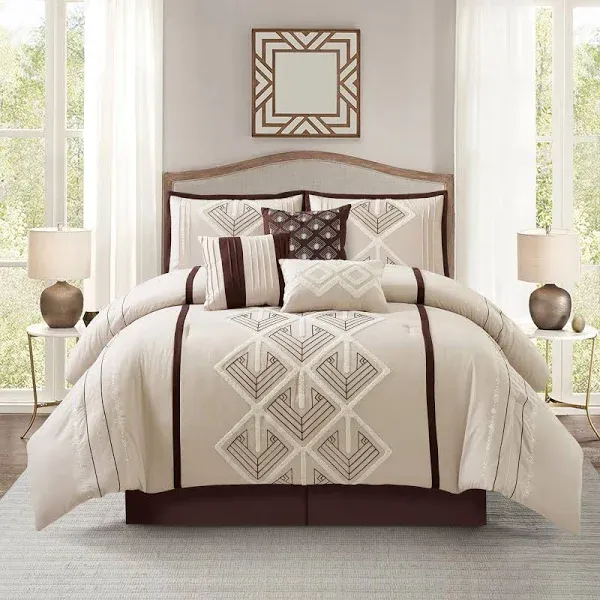 Nanshing Carter 7 Piece Geometric Comforter Set