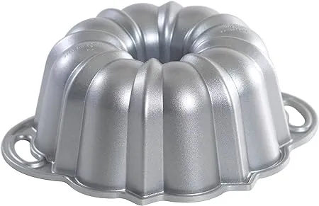 Nordic Ware Platinum Collection Bundt Pan, 6-Cup