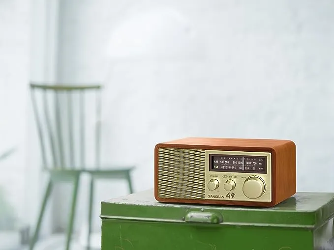 Sangean WR-11SE 40th Anniversary Edition Hi-Fi Tabletop Radio