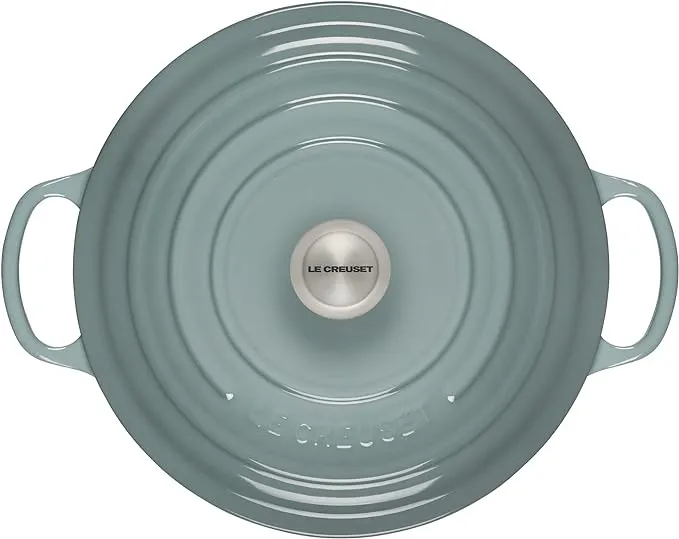 Le Creuset Signature Round Dutch Oven