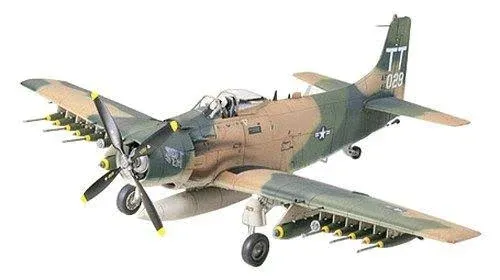 Tamiya 1/48 Douglas A-1J Skyraider USAF