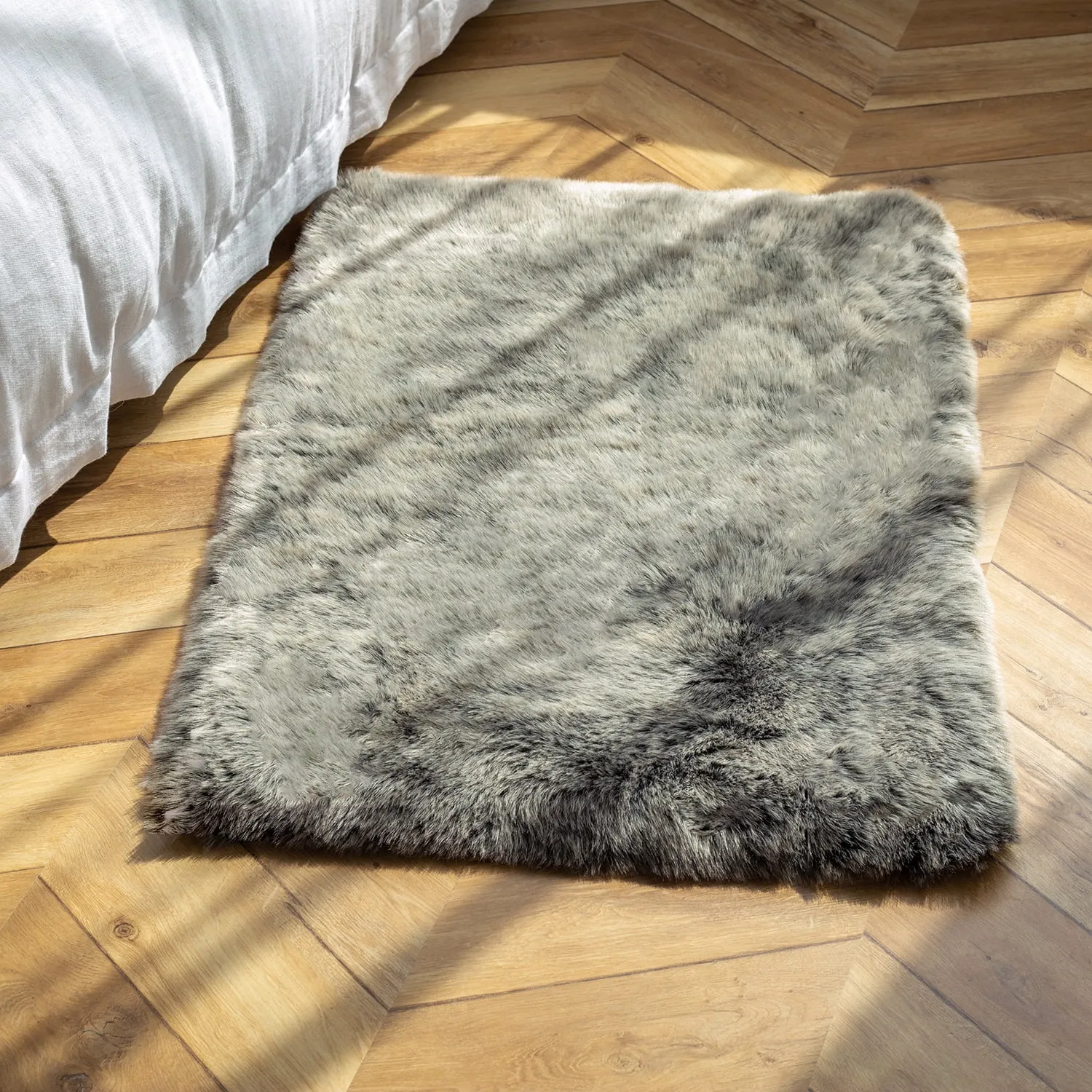 Phantoscope Ultra Soft Faux Fox Fur Series Decorative Indoor Area Rug 2 x 3 Feet ...