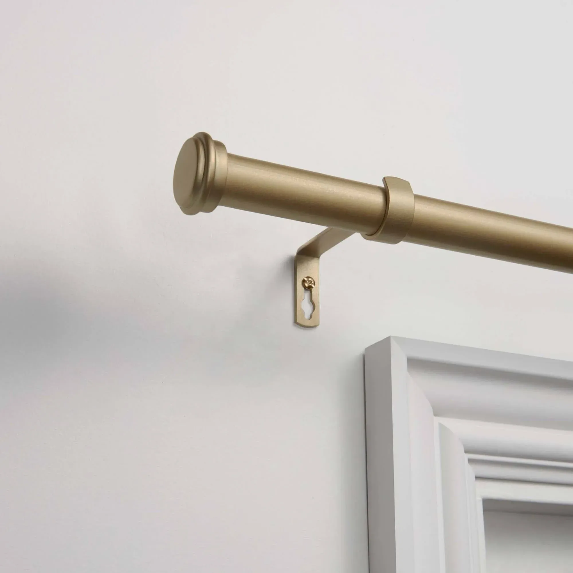 EXCLUSIVE HOME 66 in. to 120 in. Topper Adjustable Length 1 in. dia. Sin.gle Curtain. Rod Kit in. Gold ER1014-06 66120