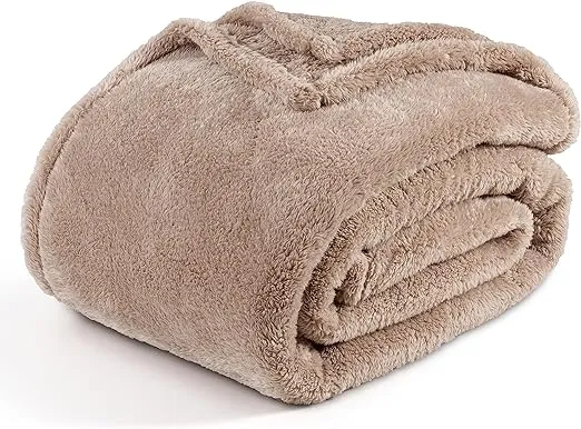 Berkshire Blanket Classic Extra-Fluffy Plush Blanket,Queen Size Bed Blanket,Soft ...