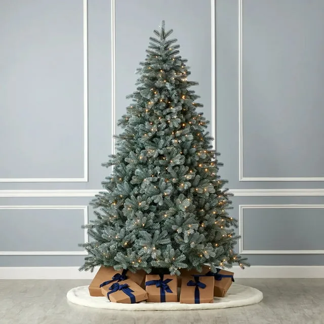 "Spruce 9' Pre-lit Pe Mixed Pvc Tree With Metal Stand, 3680 Tips, 700 Warm Led, Ez-connect, Remote, S In Blue"