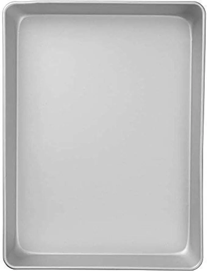 Wilton Performance Pans Medium Sheet Cake Pan, 11 x 15-Inch Cookie Sheet, Aluminum