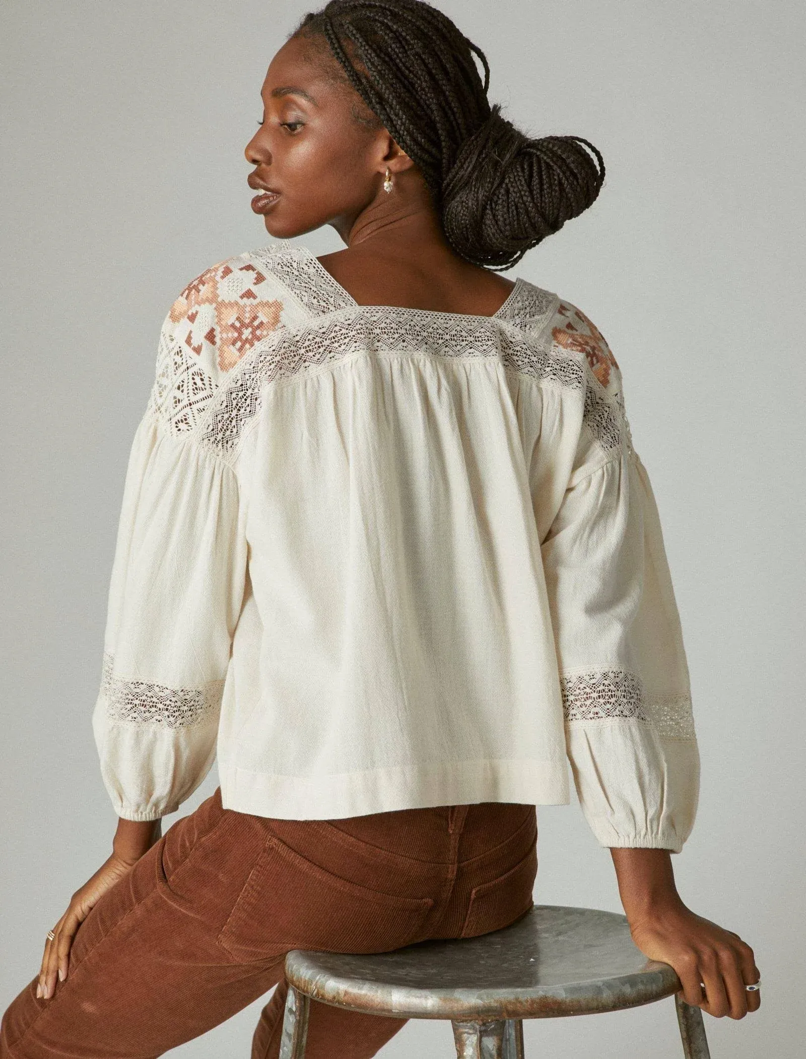 Lucky Brand Women's Embroidered Shoulder Top