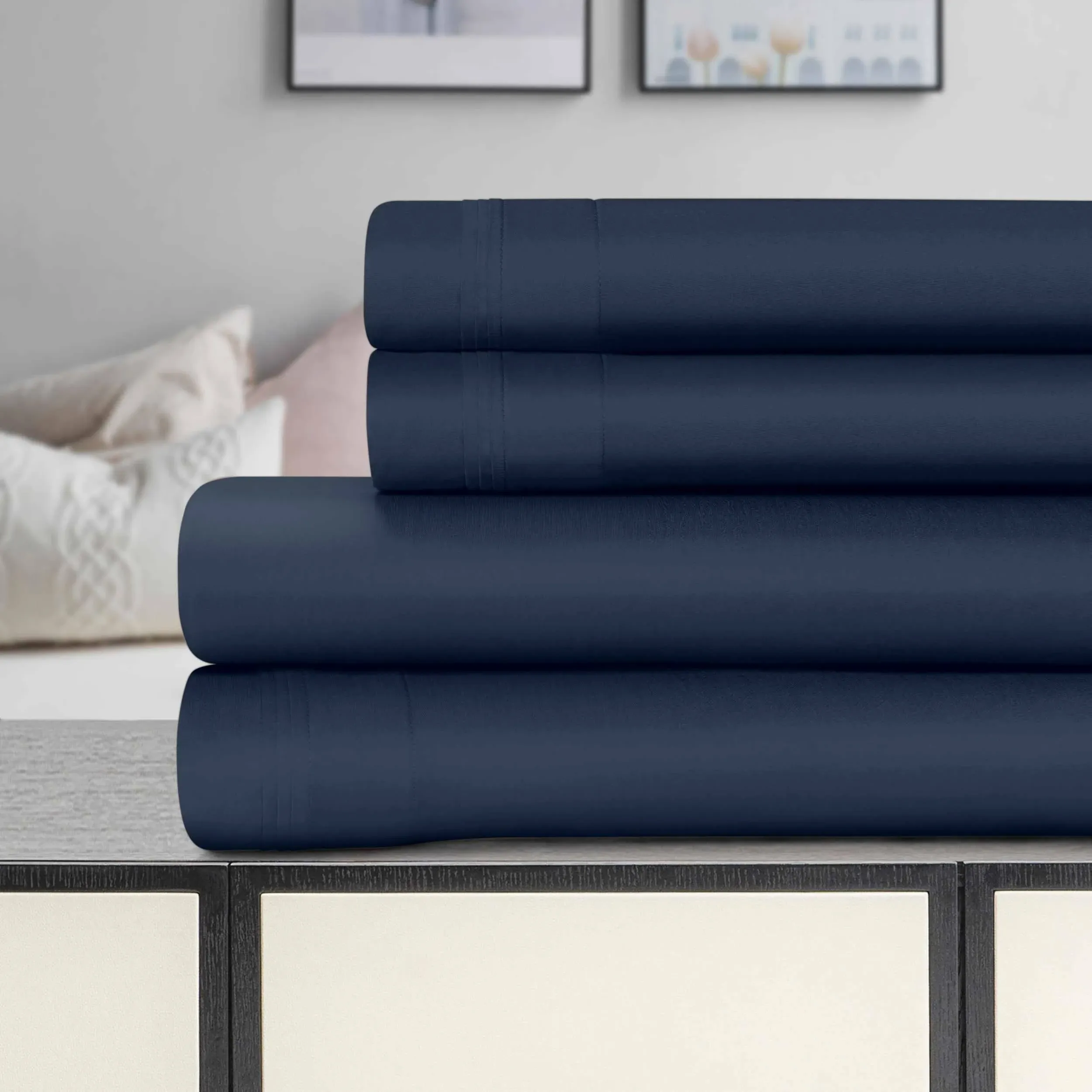 Superior Egyptian Cotton 4 Piece Sheet Set, 700 Thread Count, Eco-Friendly, Sustainable Sheets, Ultra-Soft Basics, Solid, Deep Pocket Fitted Sheet, Flat Sheet, Pillowcases, Navy Blue, Queen